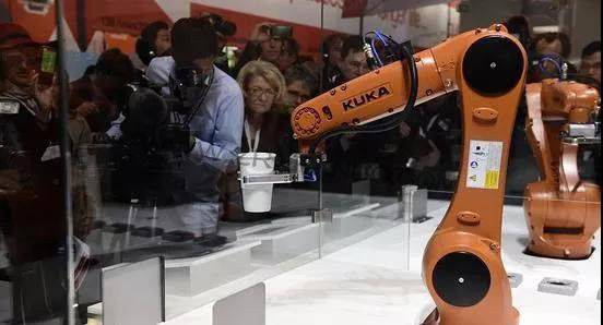 中国需求量太大 2017年德国机器人和自动化设备的销售创纪录
