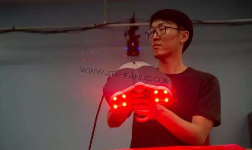 ���������Լ��������ǵĻ����ˣ�