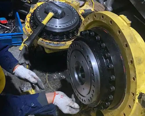 FANUC���ǿƻ�����M-2000iA���ٻ�����ά��