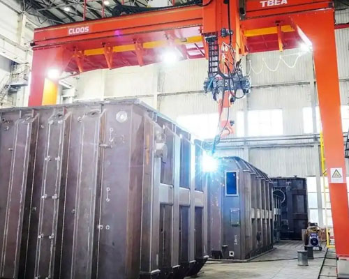 ���ǿƻ����˱�ѹ�����亸�ӽ���װ��